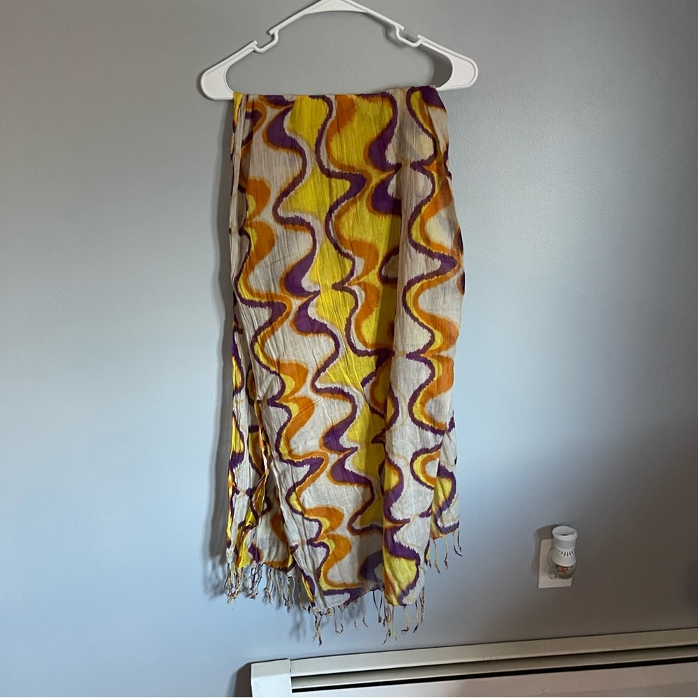 GUC Womens lightweight scarf